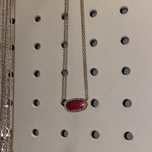 Kendra Scott necklace